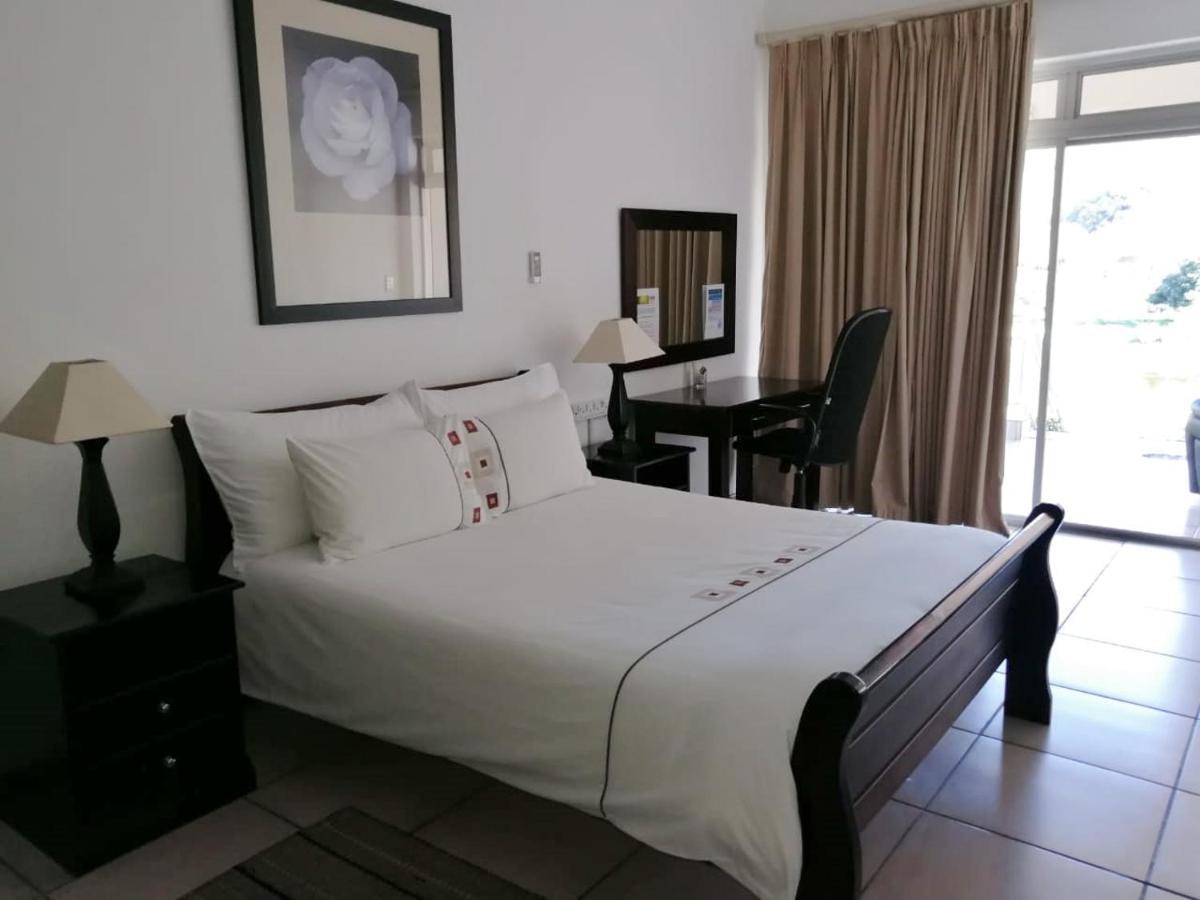 Sunset Boulevard Riverlodge Paarl Dış mekan fotoğraf