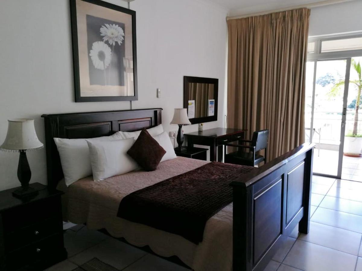 Sunset Boulevard Riverlodge Paarl Dış mekan fotoğraf